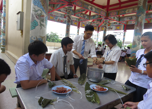 培知公学举办庆祝端午节活动