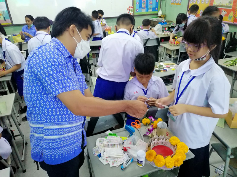 กิจกรรมวันลอยกระทง ประจำปีการศึกษา 2565 กิจกรรมวันลอยกระทง ประจำปีการศึกษา 2565