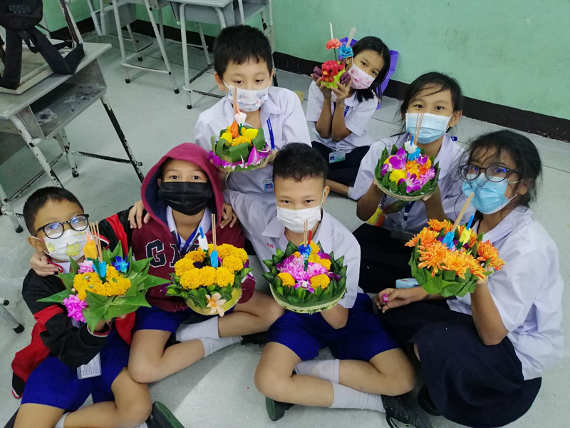 กิจกรรมวันลอยกระทง ประจำปีการศึกษา 2565 กิจกรรมวันลอยกระทง ประจำปีการศึกษา 2565